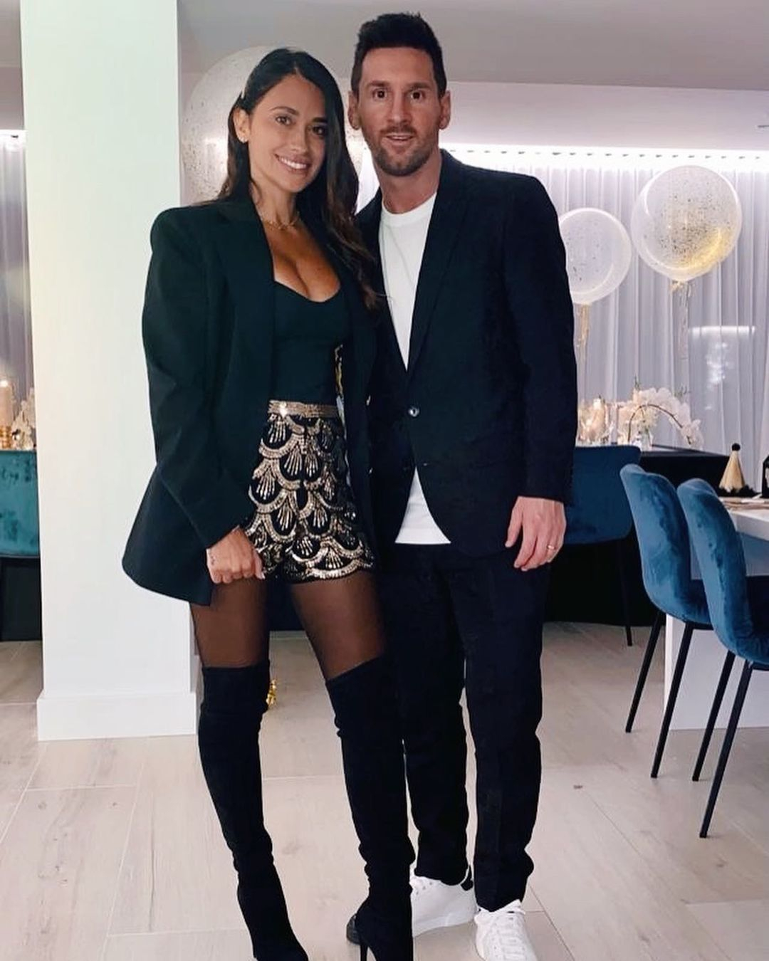 Antonela Roccuzzo and Lionel Messi celebrate New Year's Eʋe together in Barcelona